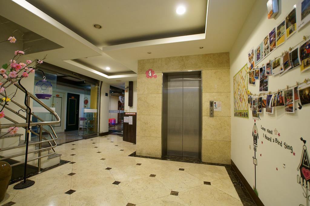 台東市安慶67套房館歡迎短租長租 T'ai-tung Esterno foto
